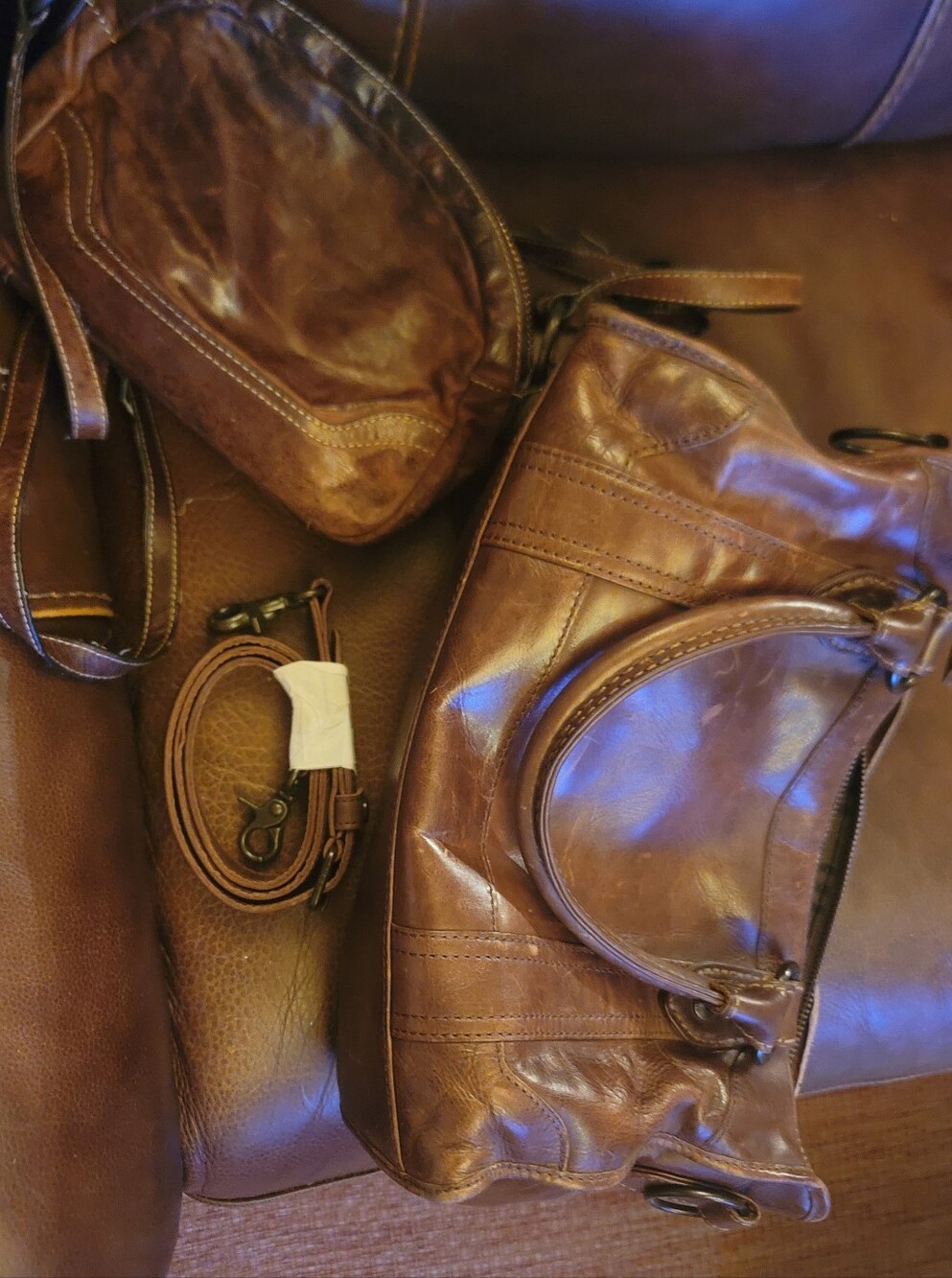 FRYE AND CO. Brown Leather Satchel with Contrast Stitching